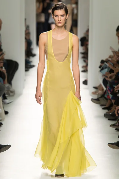 Look 46